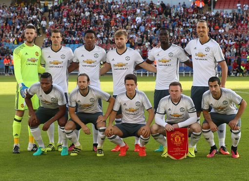 众人瞩目的 众人瞩目的